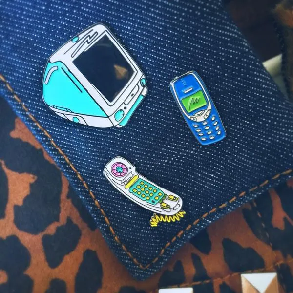 90's Cell Phone Pin