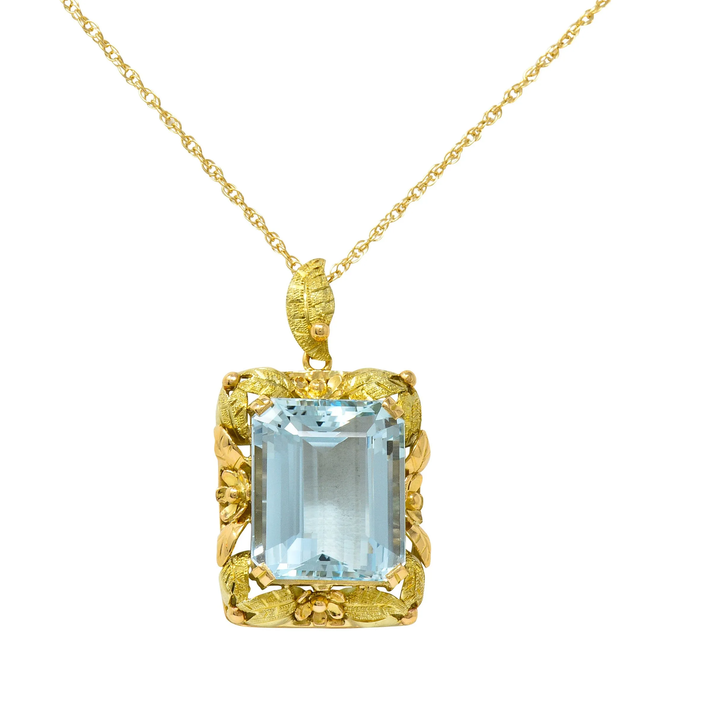 Art Nouveau 20.95 CTW Aquamarine 18 Karat Tri-Colored Gold Floral Pendant Necklace