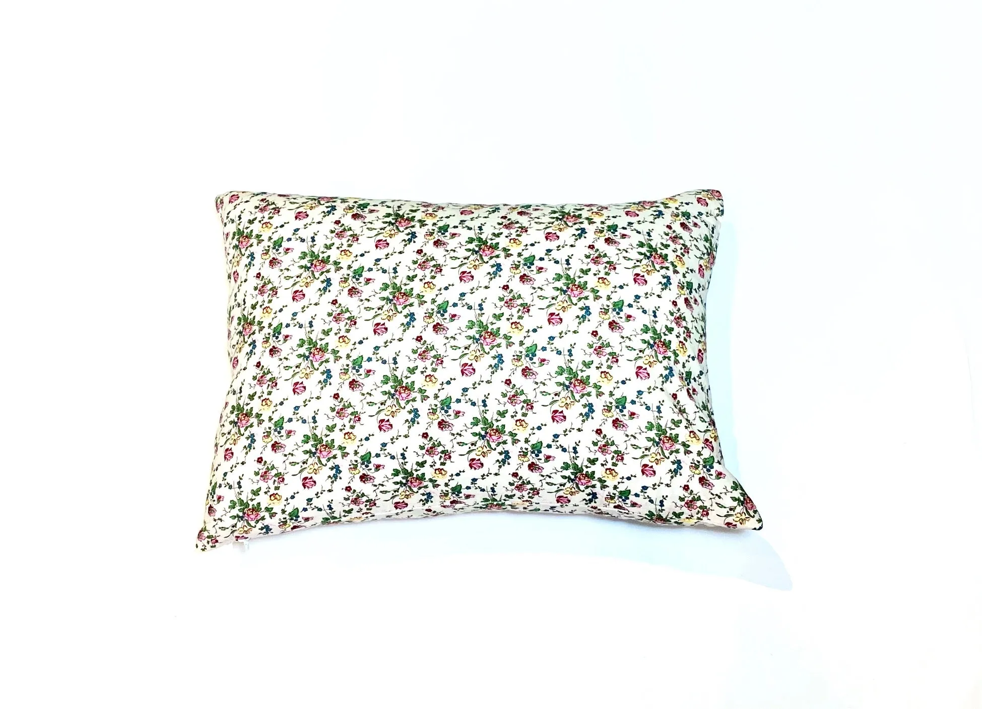 FLORAL AMOUR PILLOW