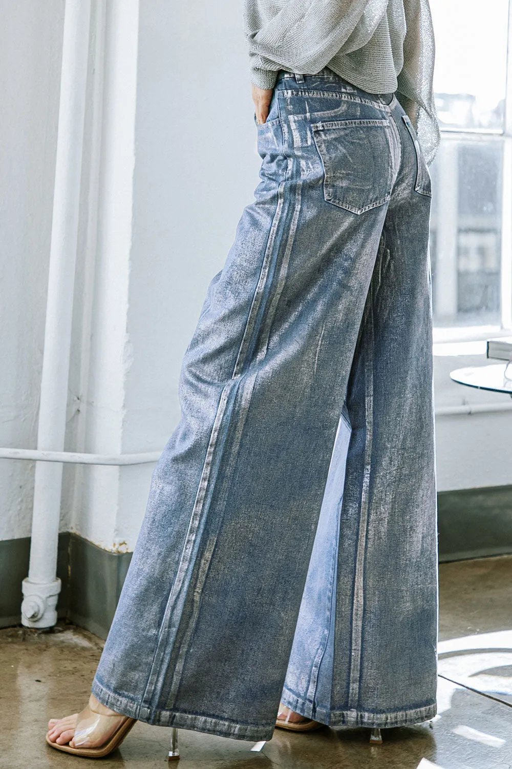 Indigo metallic jean