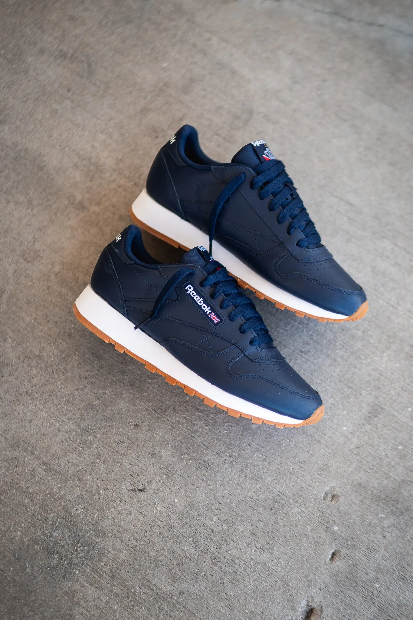 Men's Reebok Classic Leather (Vector Navy/White)