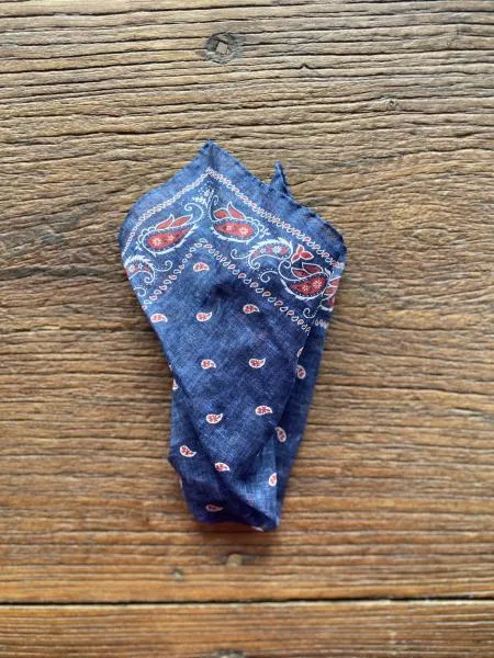 NAVY COTTON VOILLE PINE POCKET SQUARE