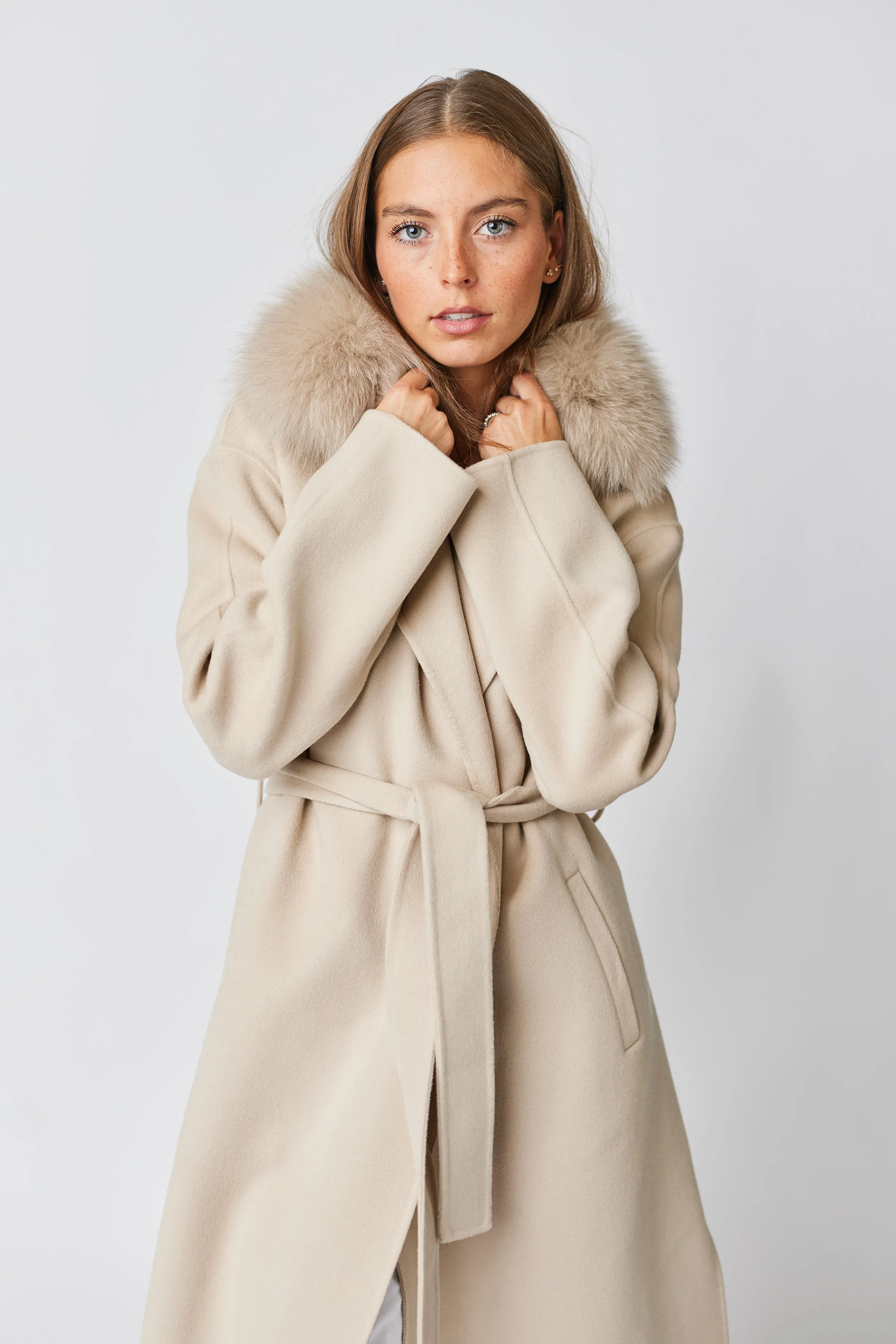 Victoire II Cashmere Coat - Beige