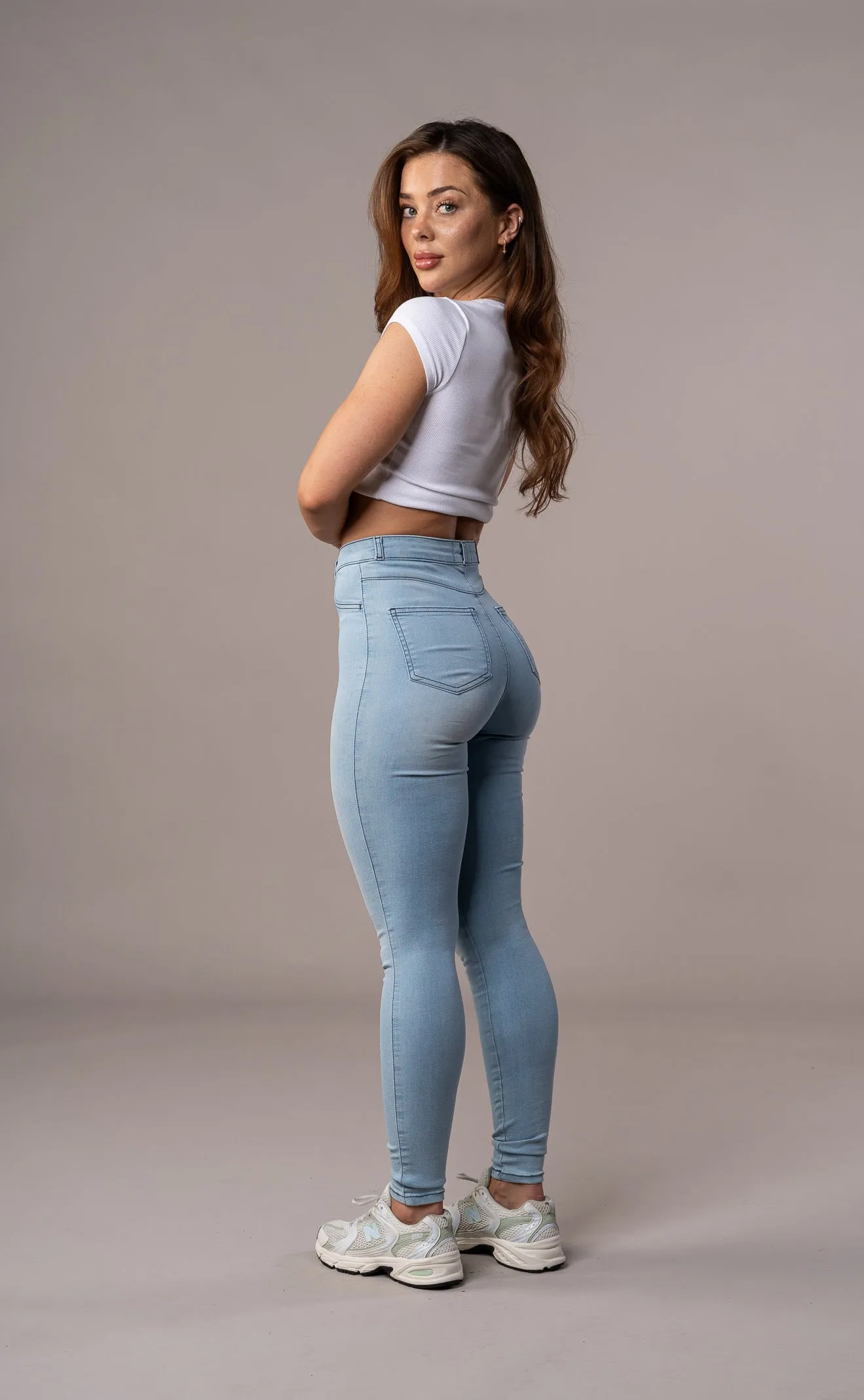 Womens Contour Fitjeans - Bleach Blue